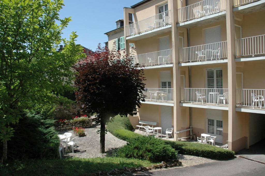 Hôtel et Studios d'Orfeuil Bourbonne-les-Bains Exterior foto